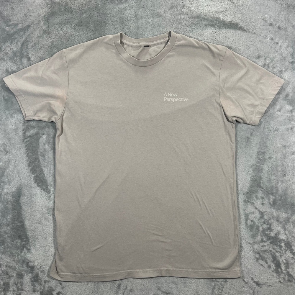Vuori A New Perspective Graphic T Shirt Mens L Tan Short Sleeve V982 Tee Casual